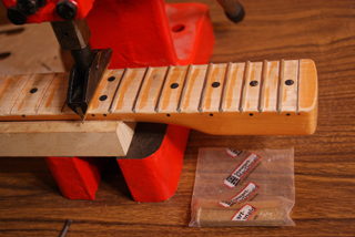 Fender MIM Neck Refret Job